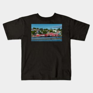 Lunenburg, Nova Scotia Kids T-Shirt